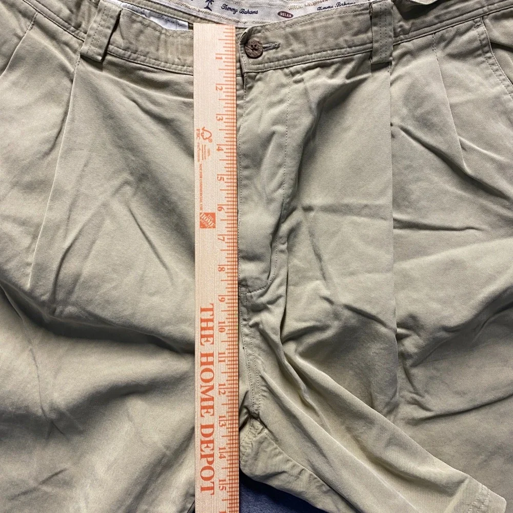 Vintage Tommy Bahama Shorts Mens 42 Khaki Tan Pleated Made 90s Early 2000s Chino